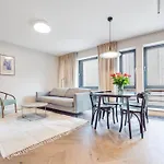 Center Bank Polski Apartman Gdynia